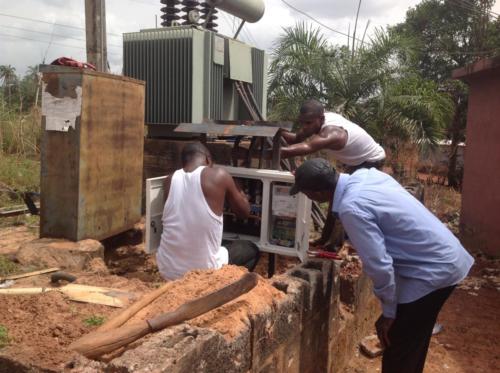 Installation in progress (2)